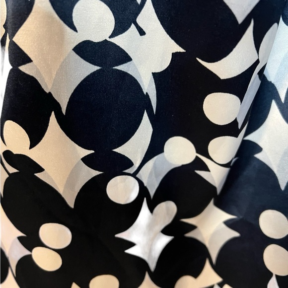 A Jessica blouse in size 14 petites - Picture 3 of 6